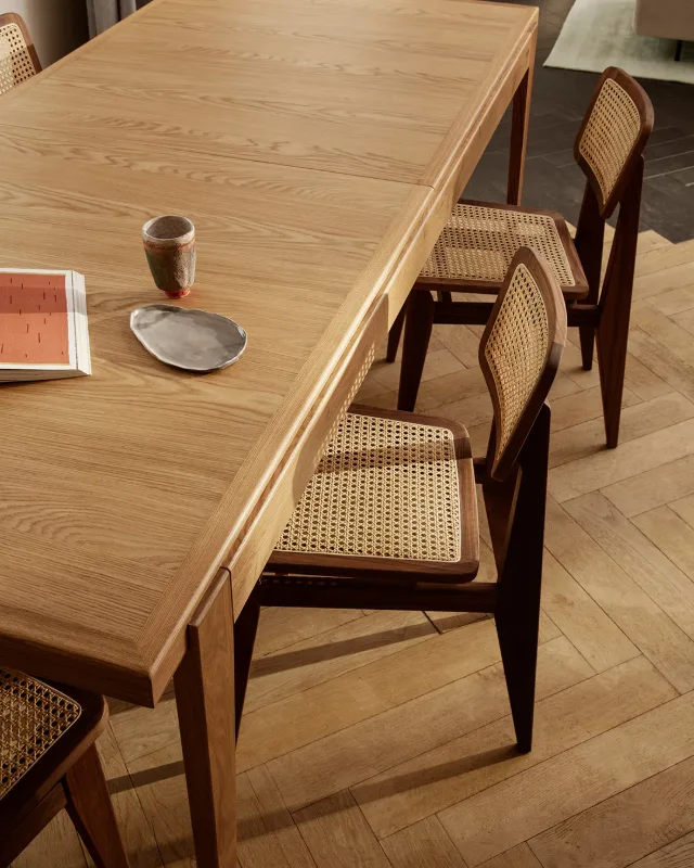 Pièce de mobilier de la sélection du studio